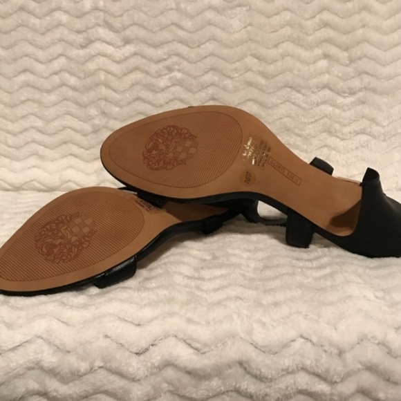 Vince Camuto "Manita" Leather Sandal - Picture 7 of 16